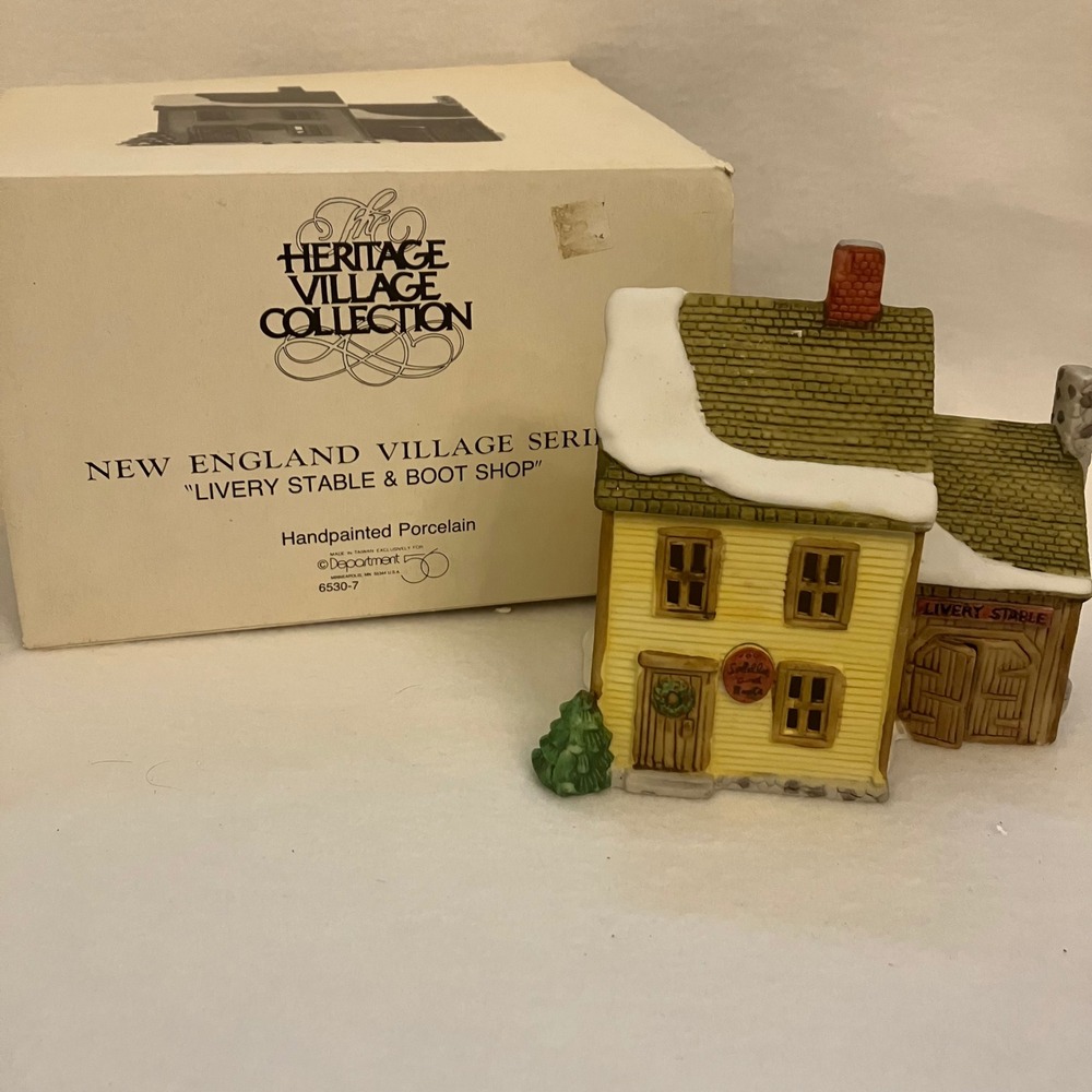 Dept 56 Heritage Village‎ Collection New England Livery Stable Boot Shop 6530-7
